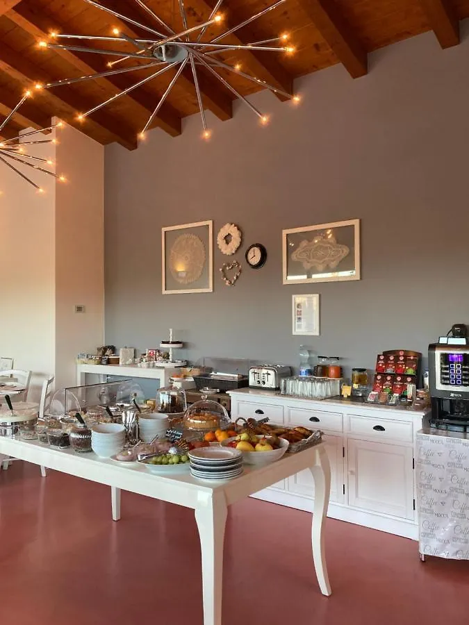 Guest house Corte Mantovani Cola